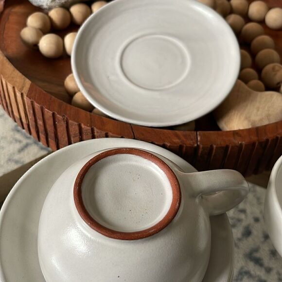 Stackable Tea/Cofee Cups and Saucers, White - Set of 4. - Picture 4 of 5